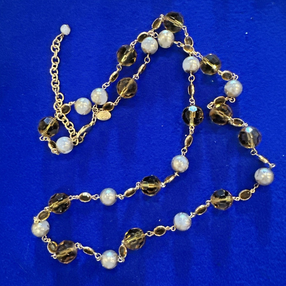 Joan Rivers Women's Necklace Gold Tone Metal Faux Pearls Bezel Crystals 36 in - Picture 6 of 10